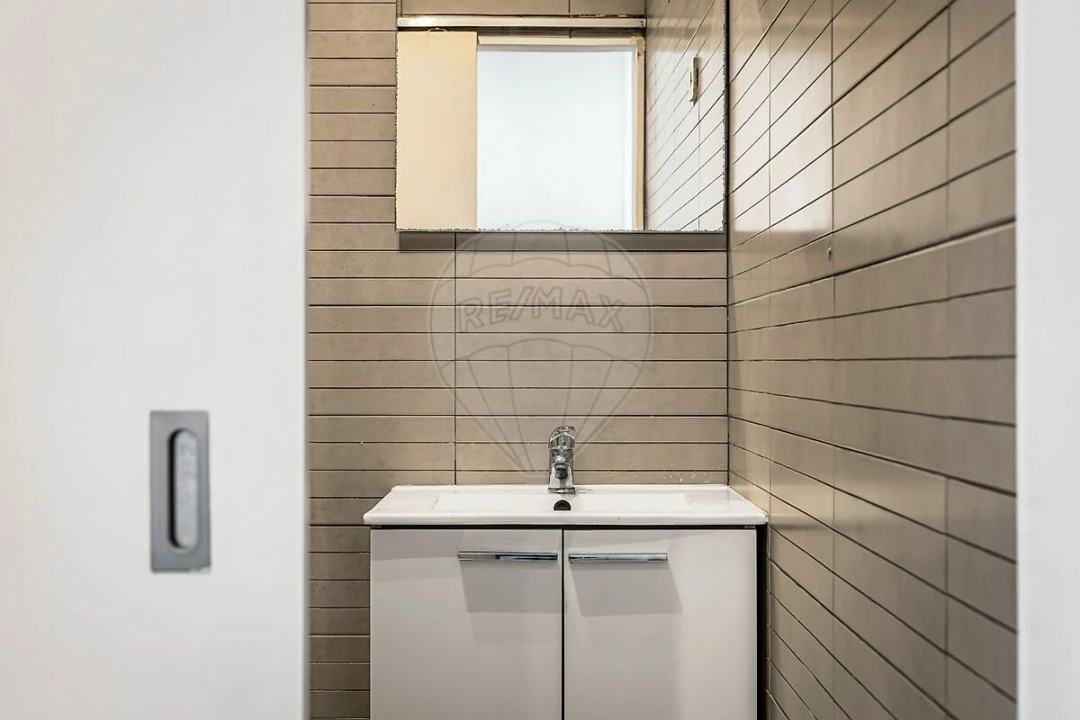 Apartamento T0 para Venda em Oeiras e São Julião da Barra, Paço de Arcos e Caxias Foto 8