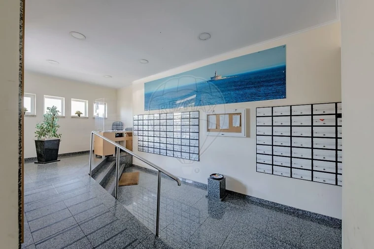 Apartamento T0 para Venda em Oeiras e São Julião da Barra, Paço de Arcos e Caxias Foto 10