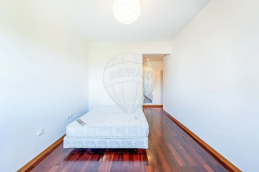 Apartamento T3 para Venda em Pedrouços Foto 30