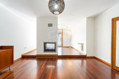 Apartamento T3 para Venda em Pedrouços