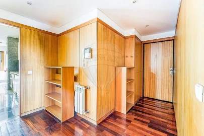 Apartamento T3 para Venda em Pedrouços