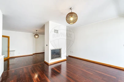 Apartamento T3 para Venda em Pedrouços