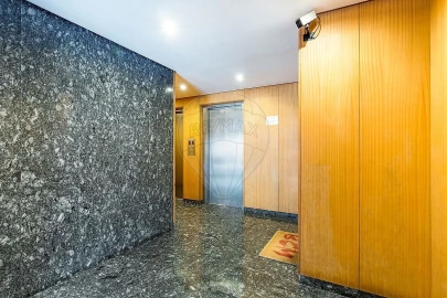 Apartamento T3 para Venda em Pedrouços