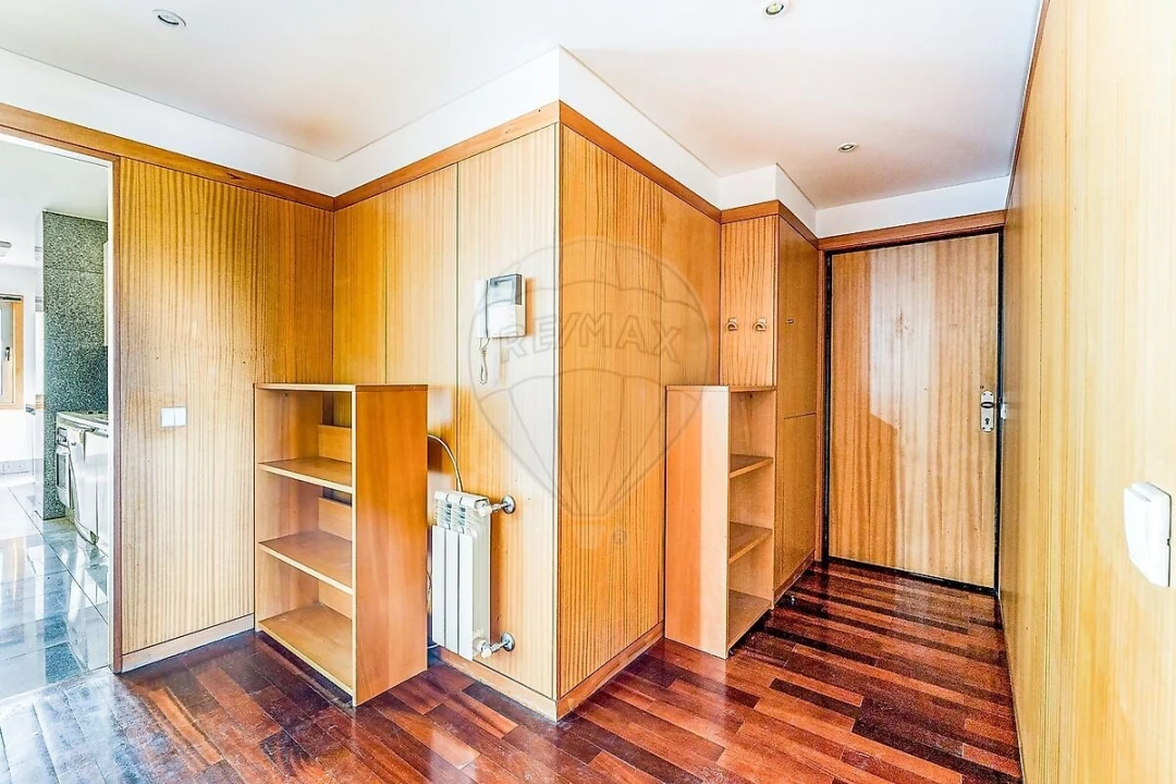 Apartamento T3 para Venda em Pedrouços Foto 4