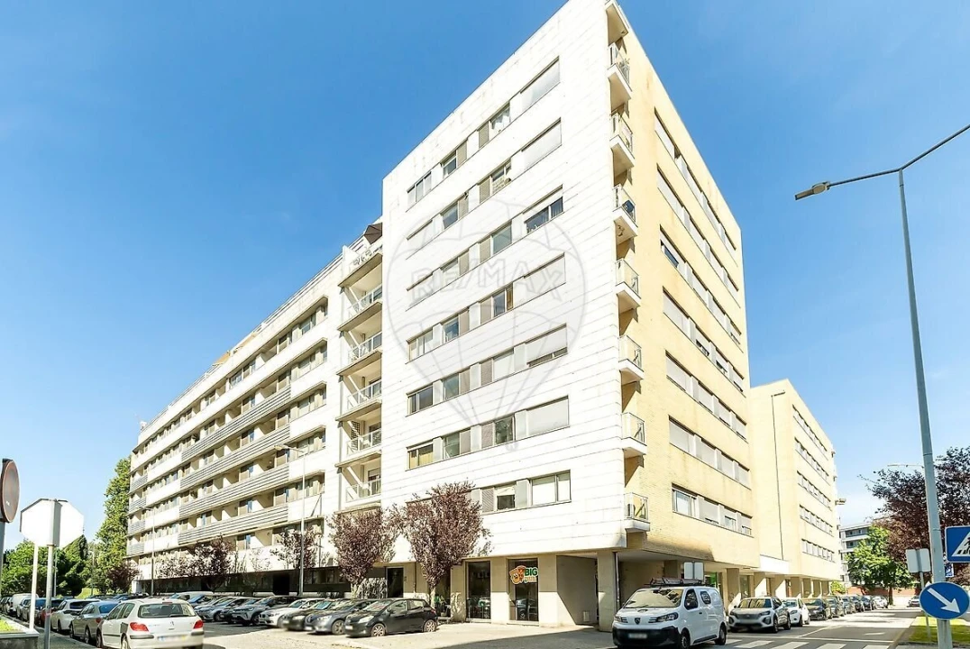 Apartamento T3 para Venda em Pedrouços Foto 1