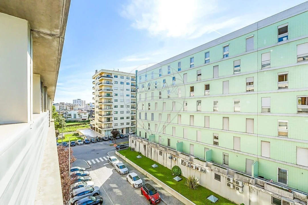 Apartamento T3 para Venda em Pedrouços Foto 31
