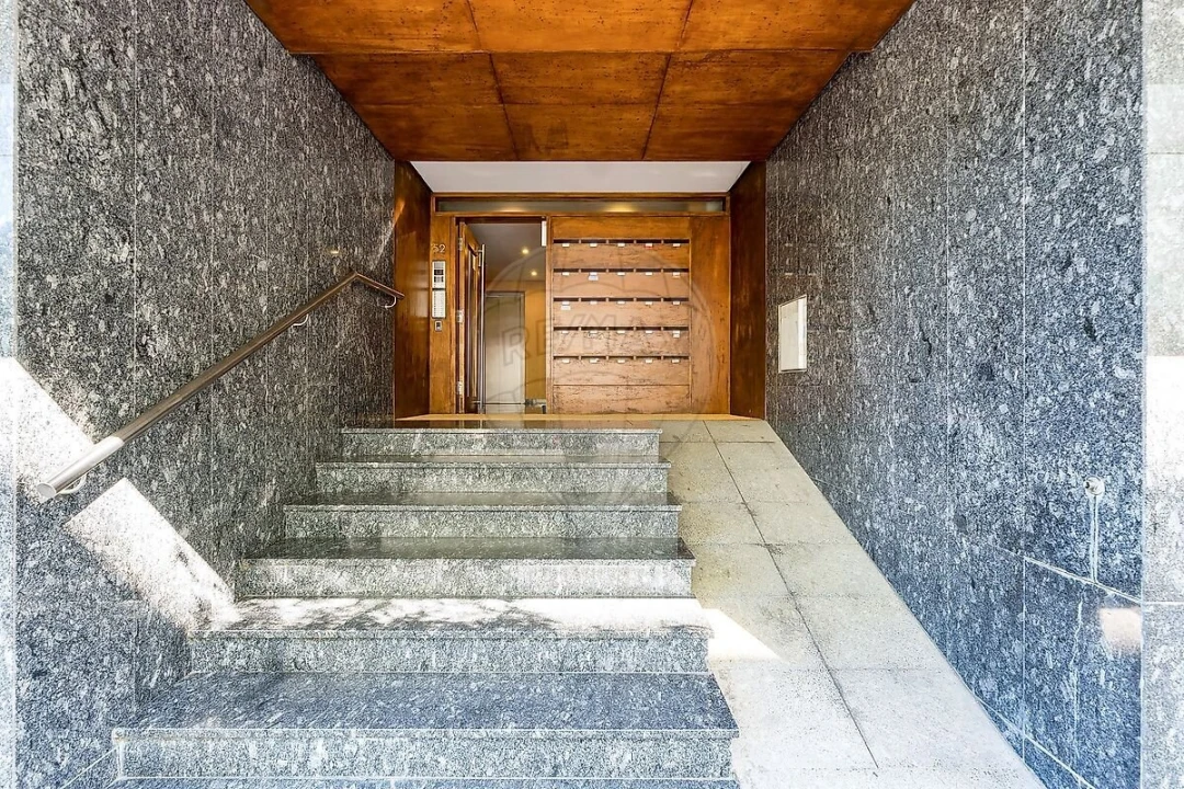Apartamento T3 para Venda em Pedrouços Foto 6