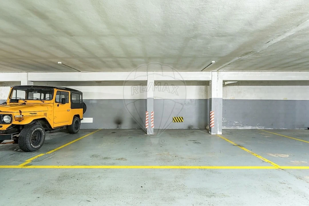 Apartamento T3 para Venda em Pedrouços Foto 32