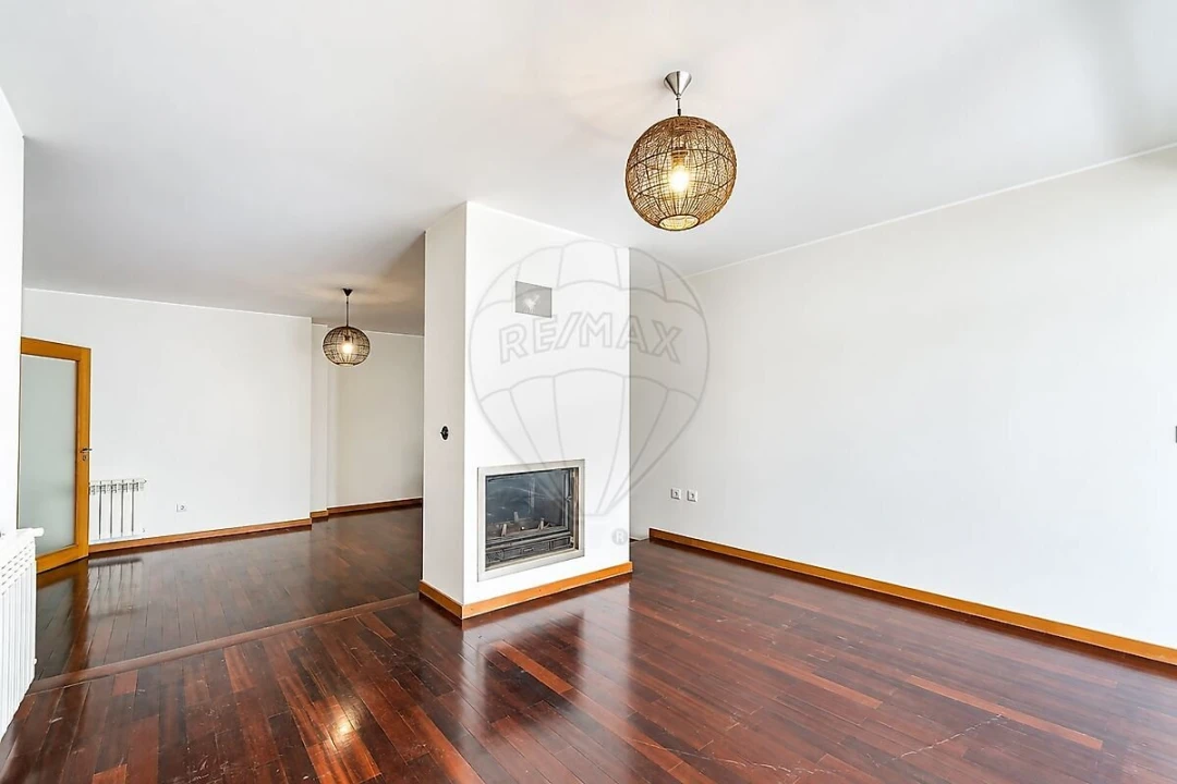 Apartamento T3 para Venda em Pedrouços Foto 9