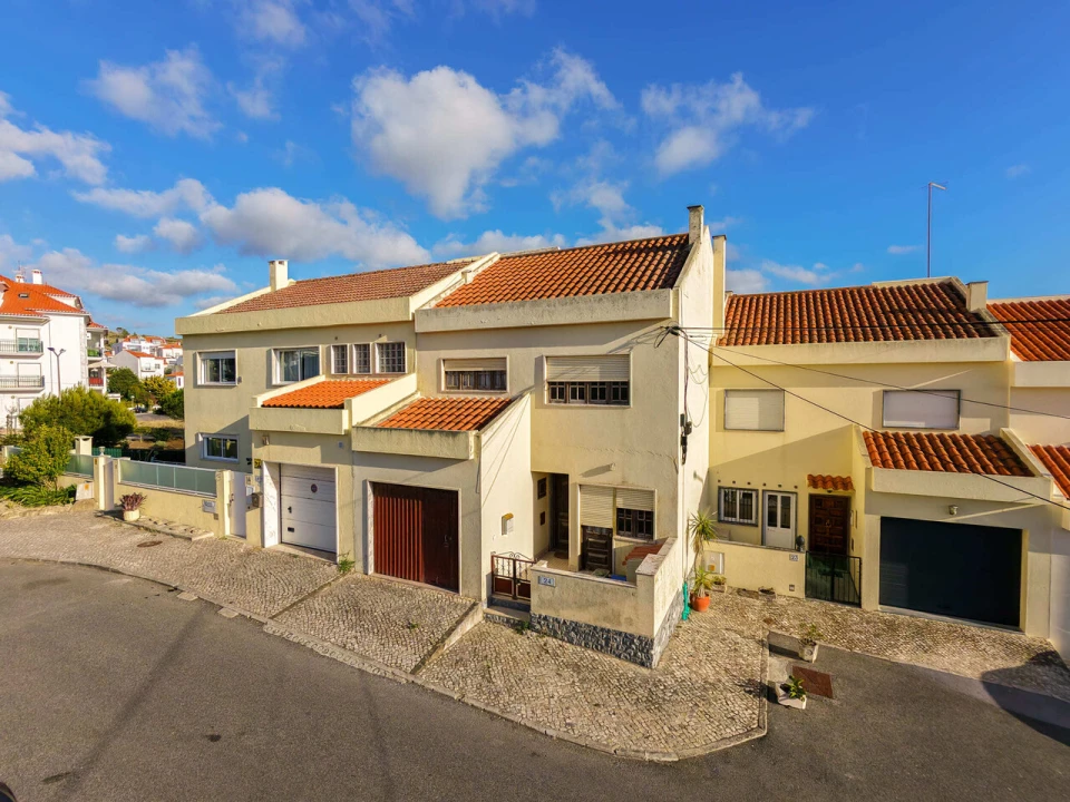 Moradia T3 para Venda em Ericeira Foto 1