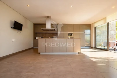 Moradia T5 para Venda em Tabuaças