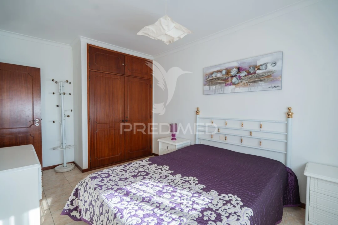 Apartamento T2 para Venda em Nazare Foto 16