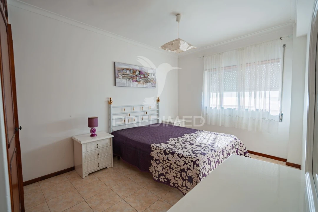 Apartamento T2 para Venda em Nazare Foto 14