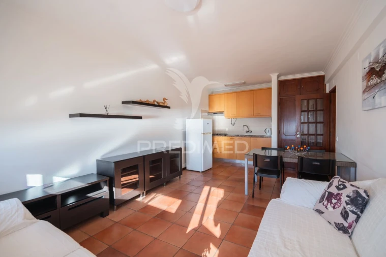 Apartamento T2 para Venda em Nazare Foto 3
