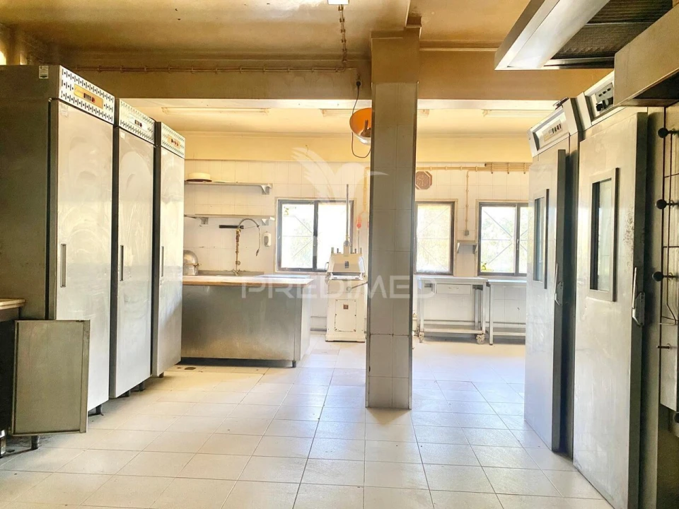 Loja para Venda em Póvoa de Santa Iria e Forte da Casa Foto 16