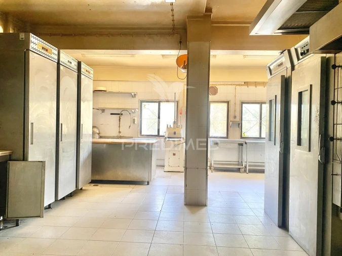 Loja para Venda em Póvoa de Santa Iria e Forte da Casa Foto 16