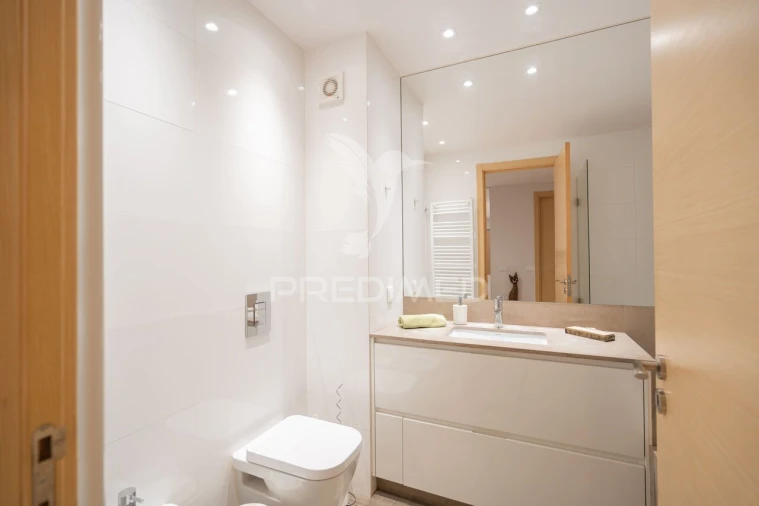 Apartamento T3 para Venda em Marinha Grande Foto 13