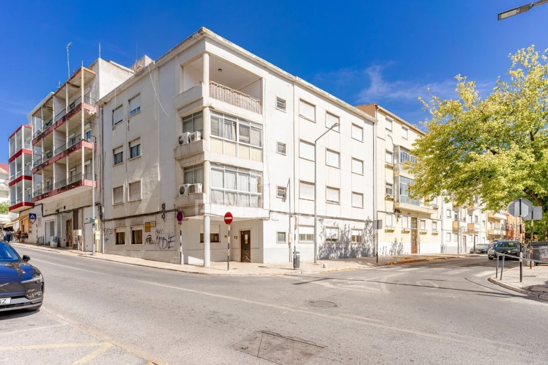 Apartamento T3 para Venda em Almada, Cova da Piedade, Pragal e Cacilhas Foto 13