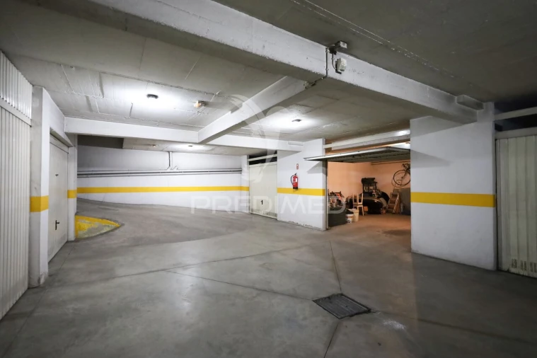 Apartamento T3 para Venda em Nossa Sra de Fatima Foto 27