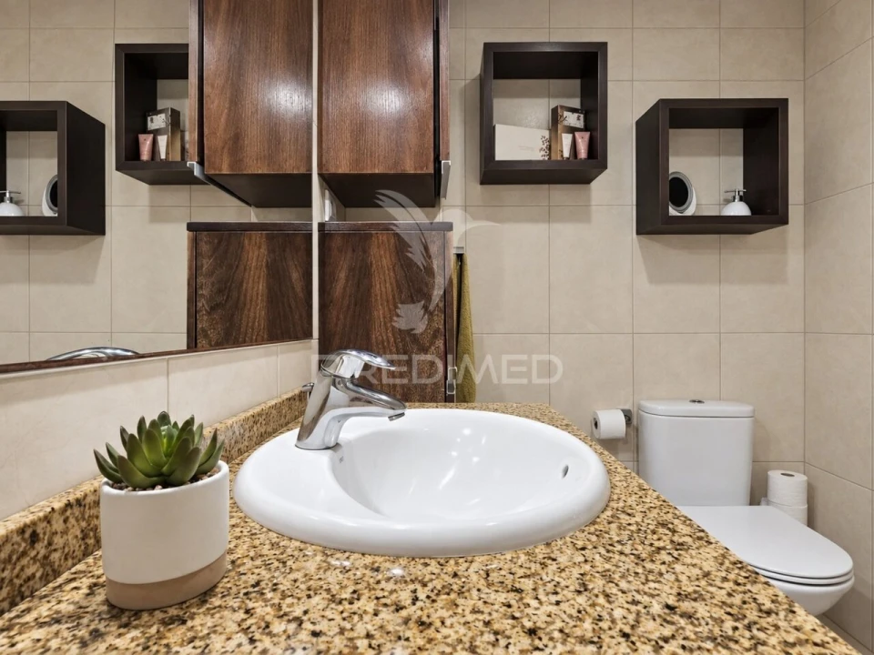 Apartamento T1 para Venda em Caniço Foto 19