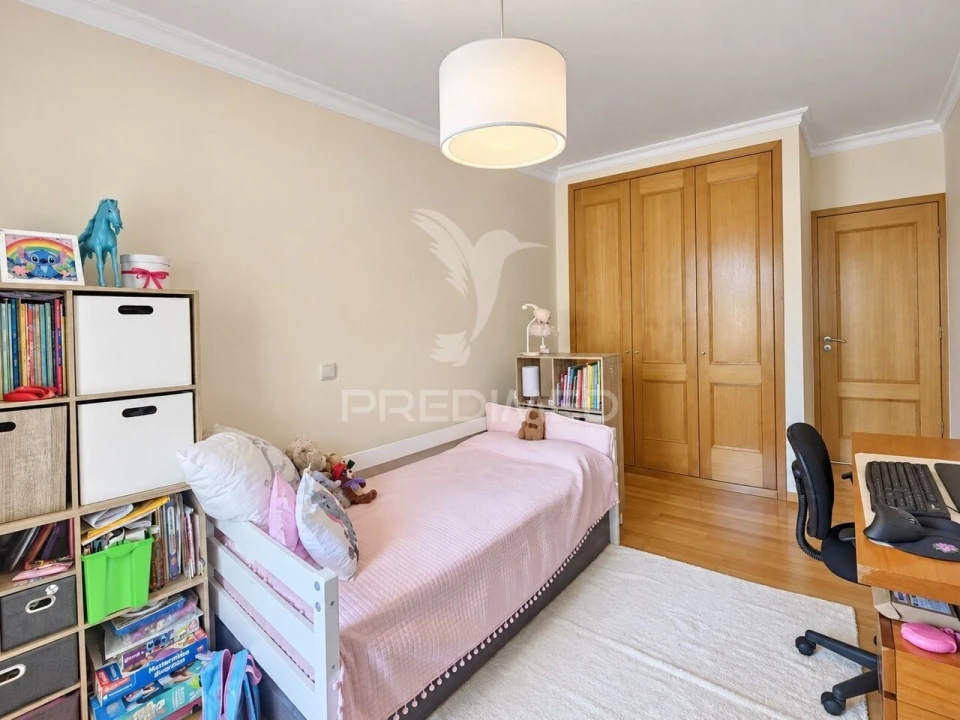 Apartamento T1 para Venda em Caniço Foto 23