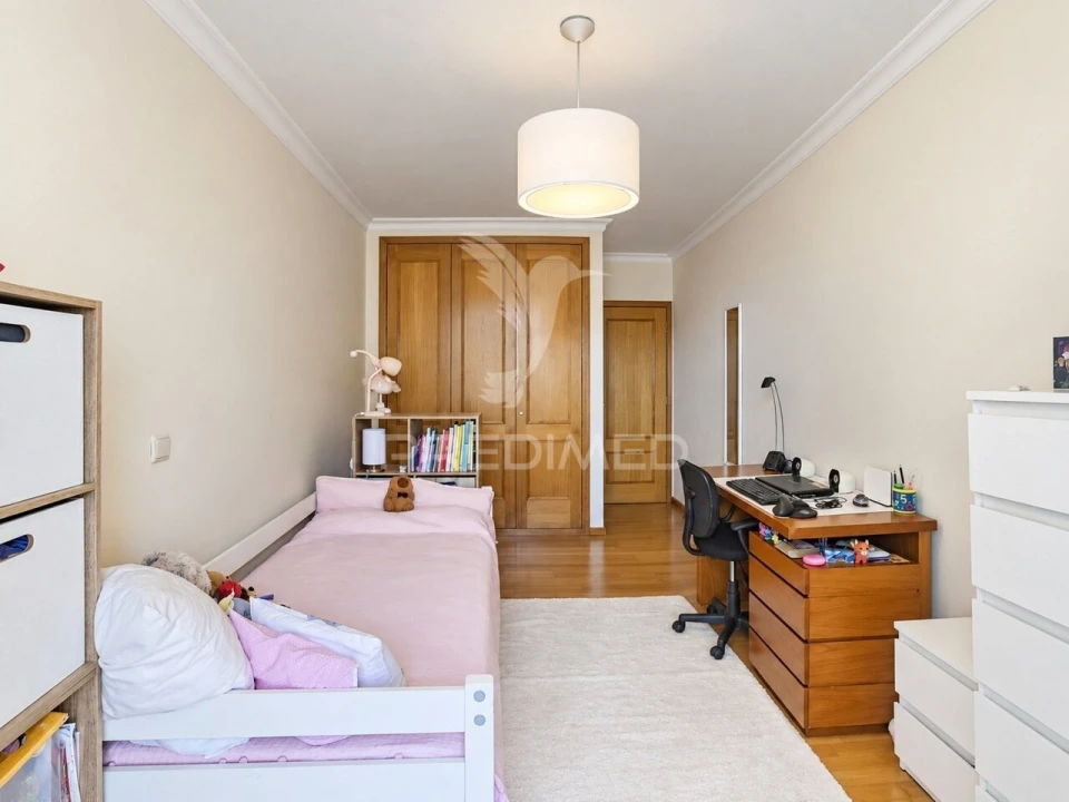 Apartamento T1 para Venda em Caniço Foto 21