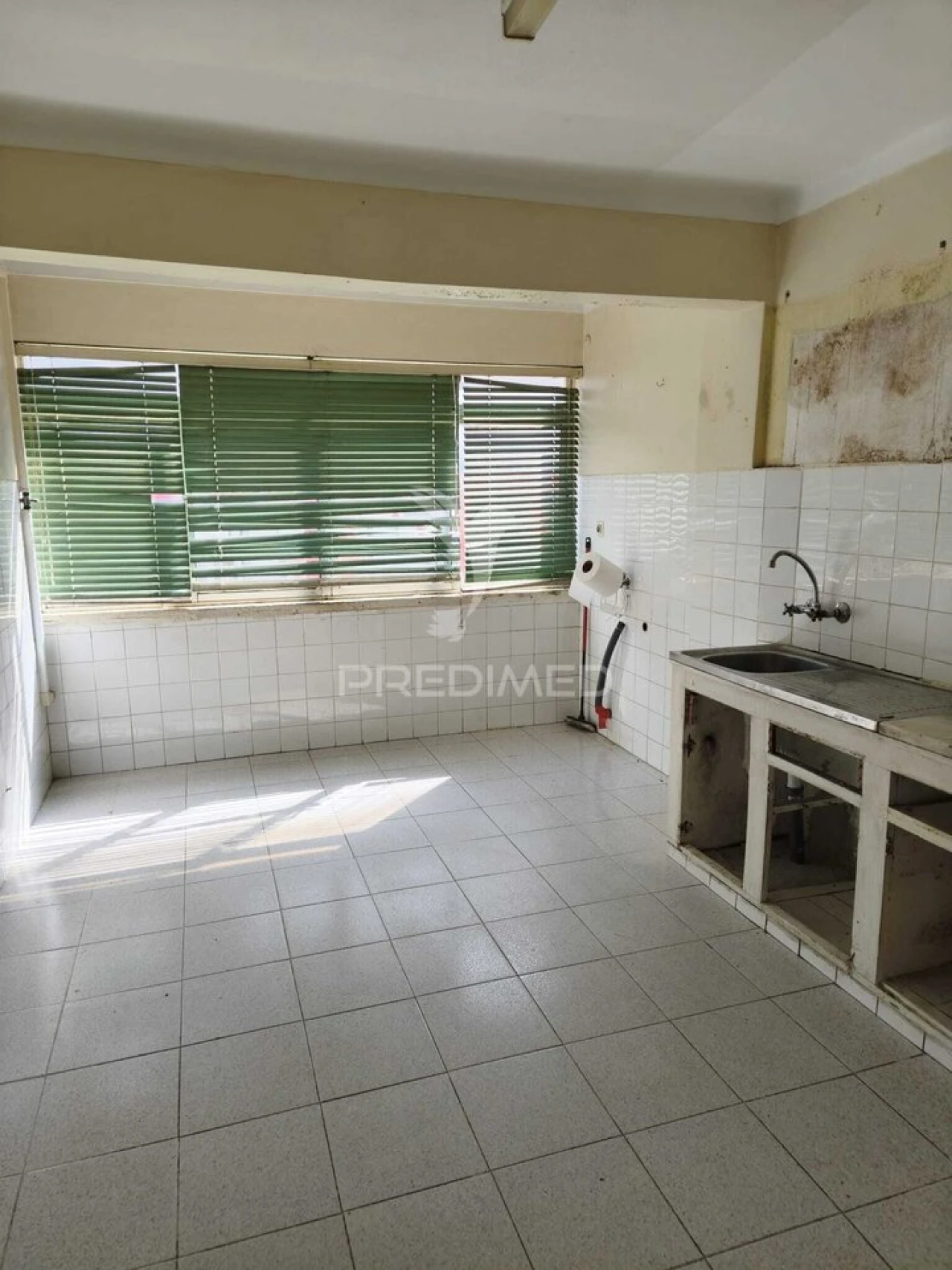 Apartamento T4 para Venda em Sé e São Lourenço Foto 10