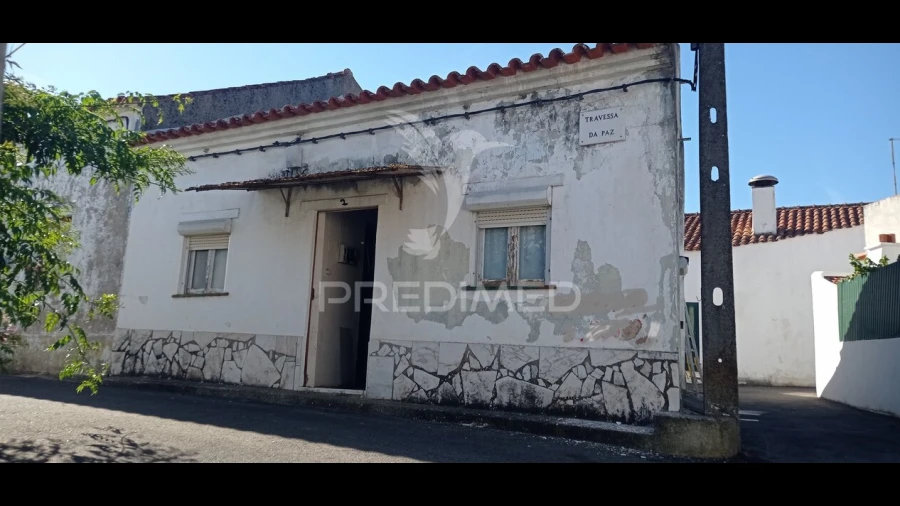 Moradia T2 para Venda em Ponte de Sor, Tramaga e Vale de Açor