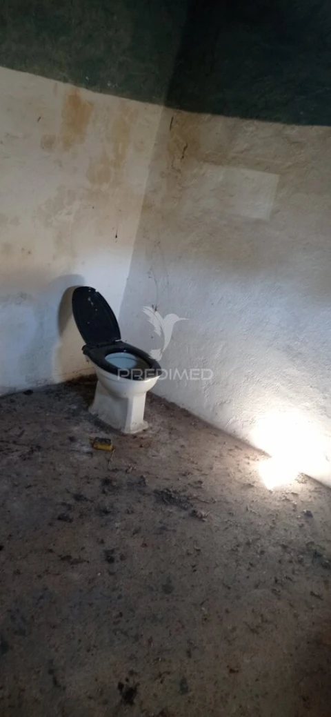 Moradia T1 para Venda em Ponte de Sor, Tramaga e Vale de Açor