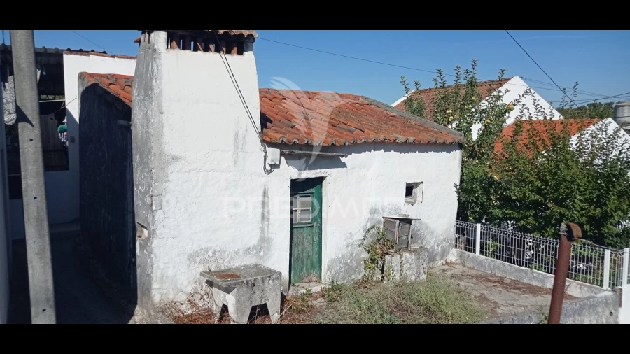 Moradia T1 para Venda em Ponte de Sor, Tramaga e Vale de Açor