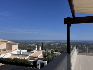 Moradia T3 para Venda em Loule (São Sebastião)
