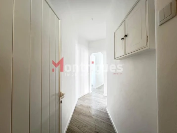 Apartamento T2 para Venda em São Vicente