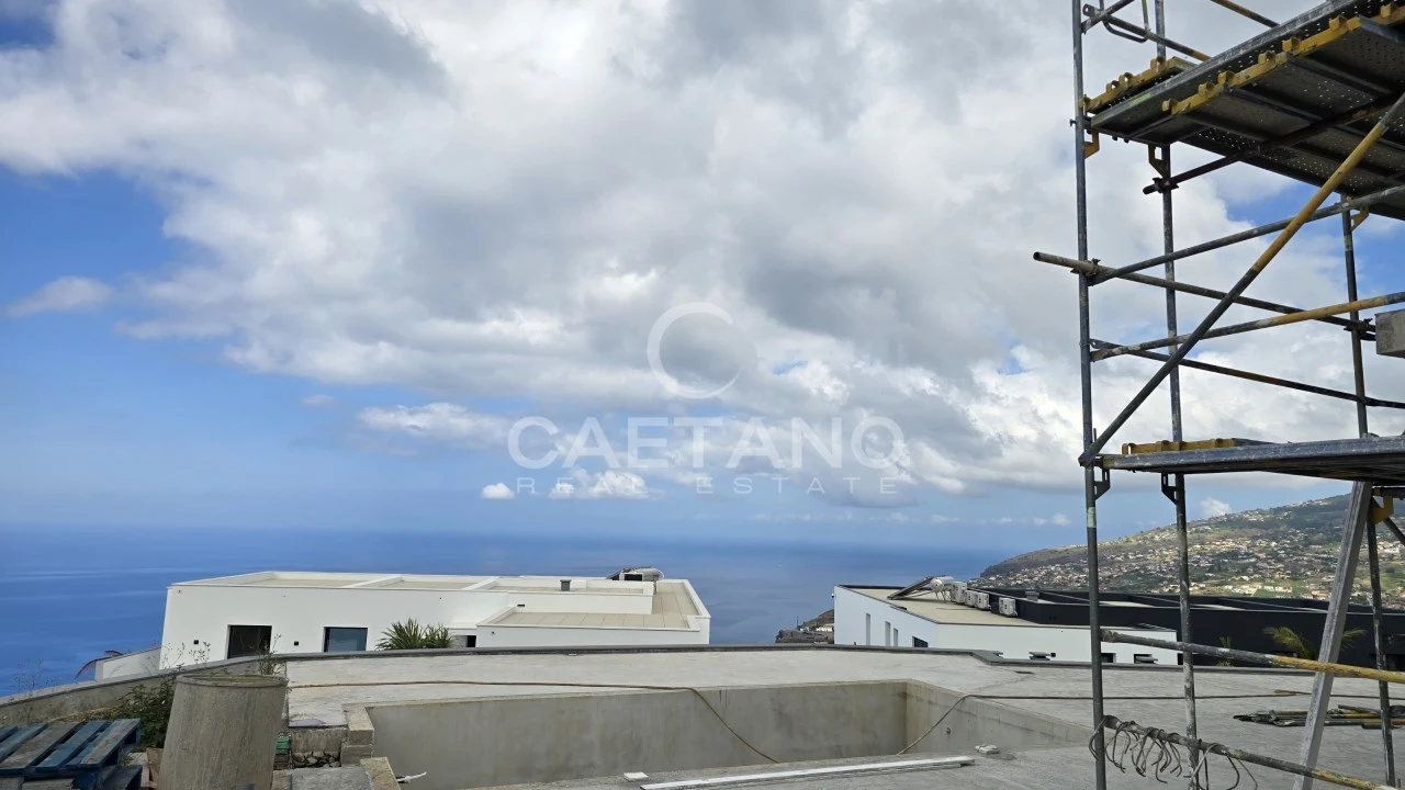 Moradia T4 para Venda em Arco da Calheta Foto 46