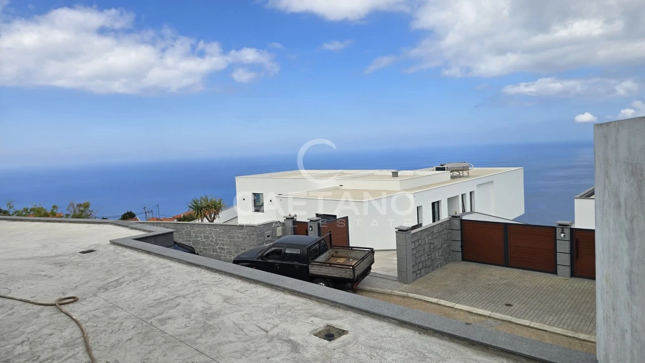 Moradia T4 para Venda em Arco da Calheta Foto 54
