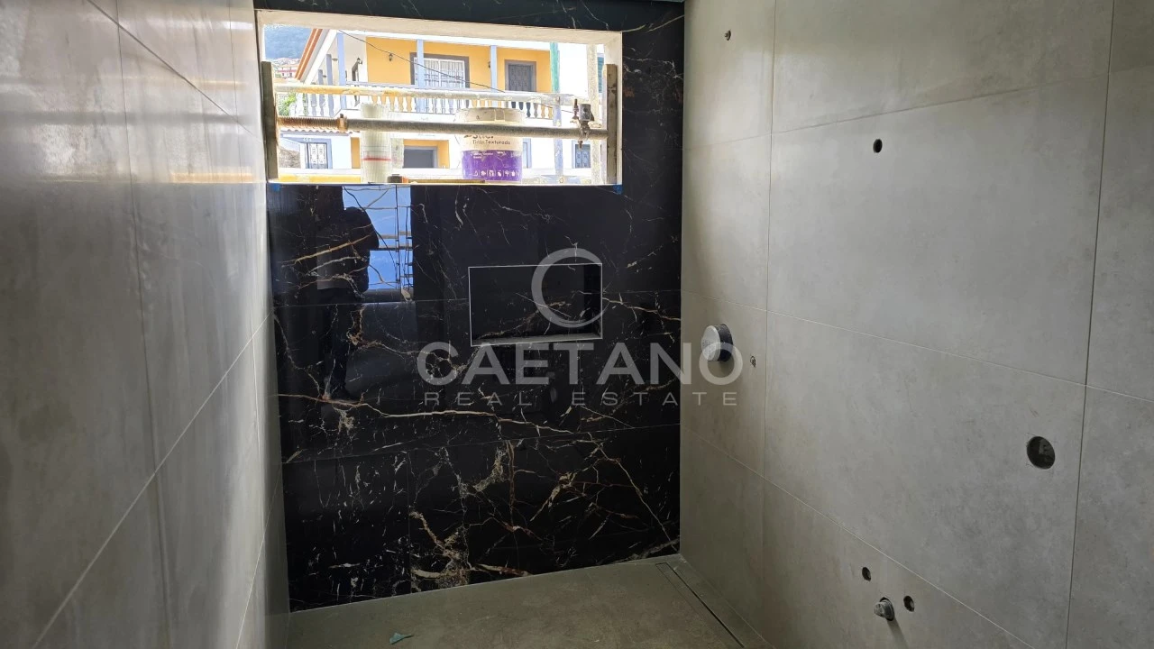 Moradia T4 para Venda em Arco da Calheta Foto 72