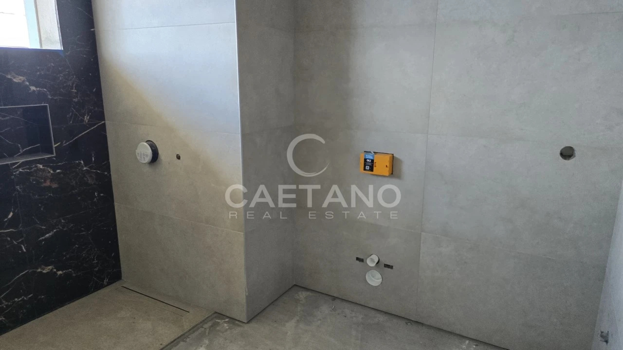 Moradia T4 para Venda em Arco da Calheta Foto 79
