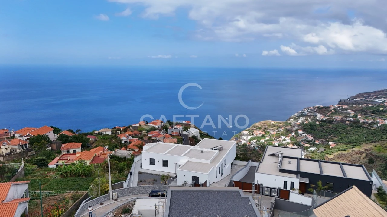 Moradia T4 para Venda em Arco da Calheta Foto 100