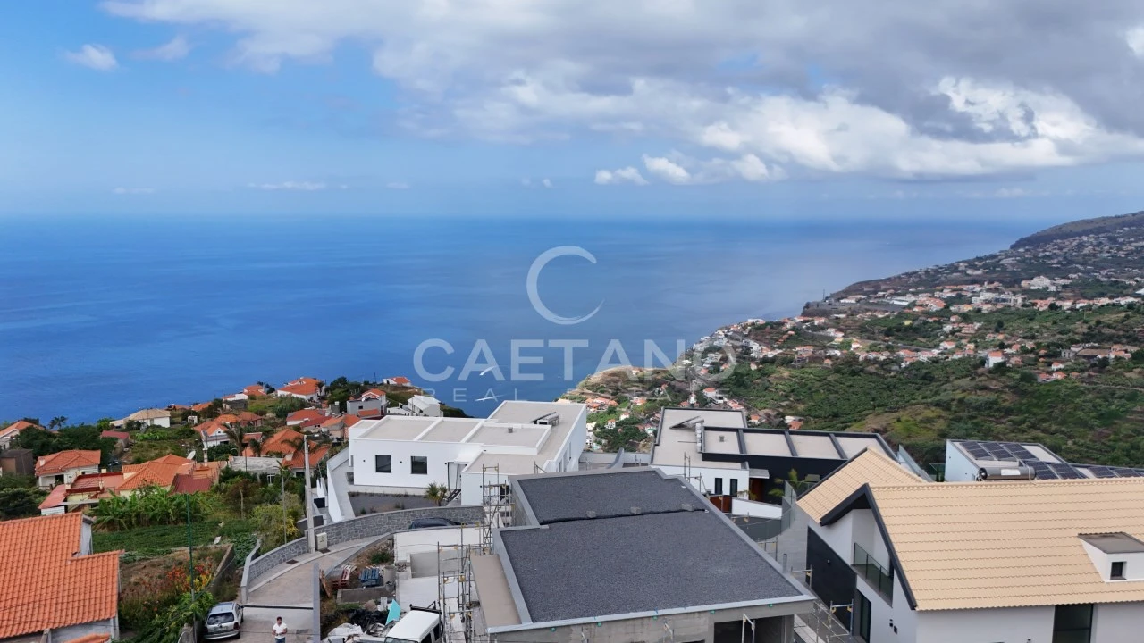 Moradia T4 para Venda em Arco da Calheta Foto 102
