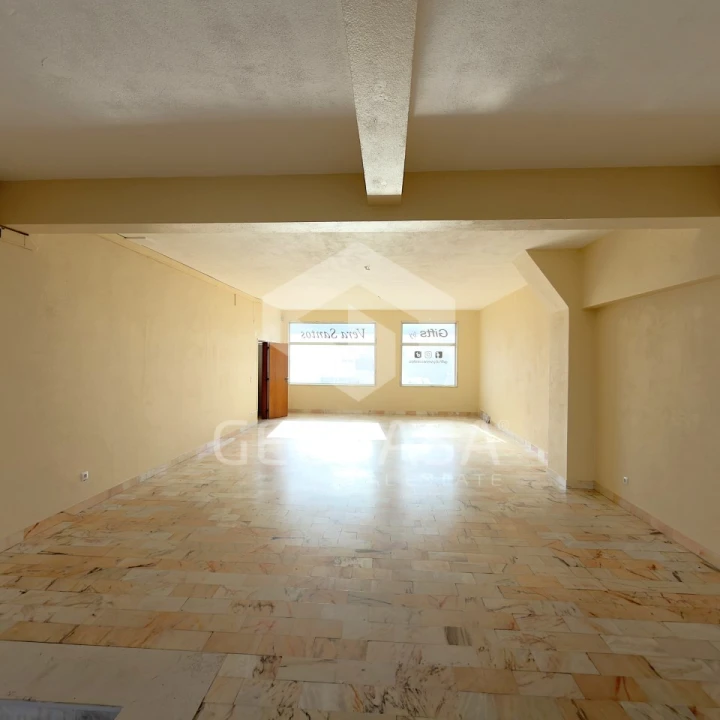 Loja para Arrendamento em Algueirão-Mem Martins Foto 15
