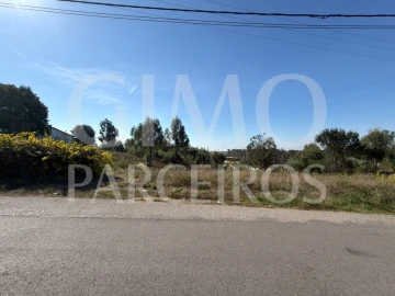 Terreno para Venda em Oiã