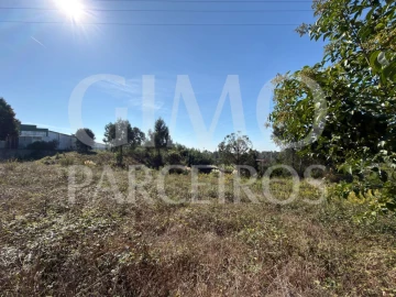 Terreno para Venda em Oiã