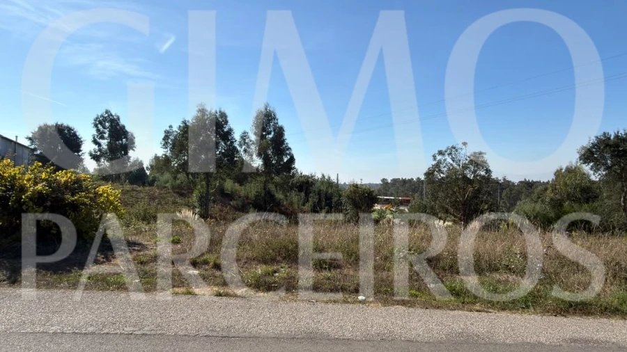 Terreno para Venda em Oiã