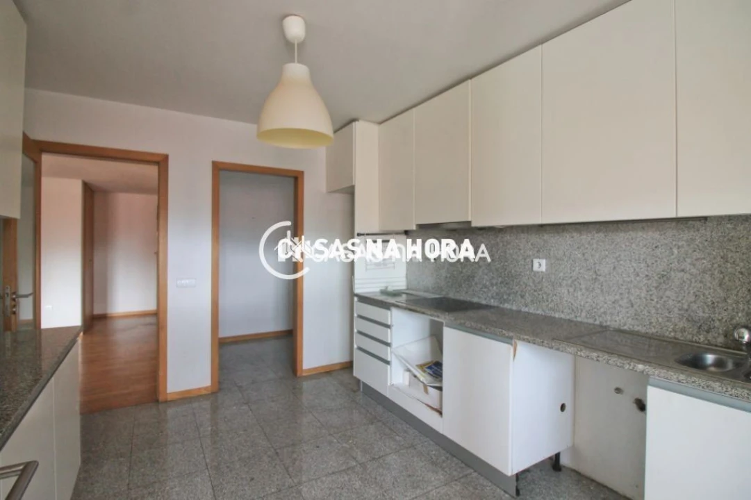 Apartamento T3 para Arrendamento em Matosinhos e Leça da Palmeira Foto 2