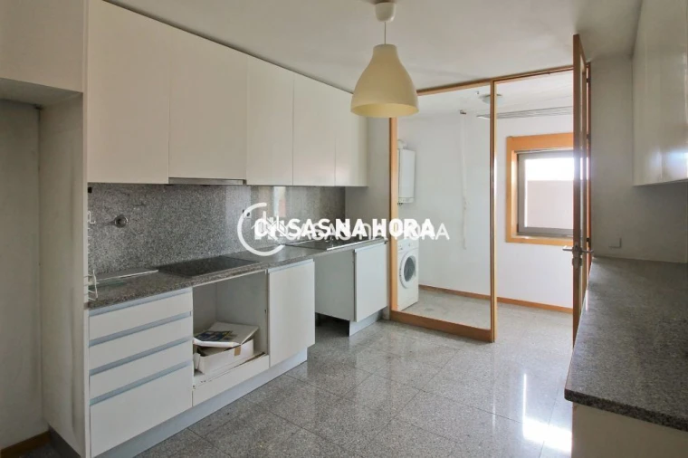 Apartamento T3 para Arrendamento em Matosinhos e Leça da Palmeira Foto 8