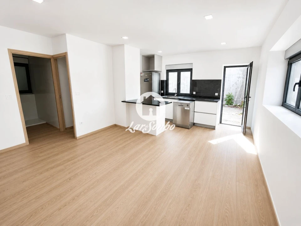 Apartamento T2 para Venda em Barroselas e Carvoeiro Foto 11
