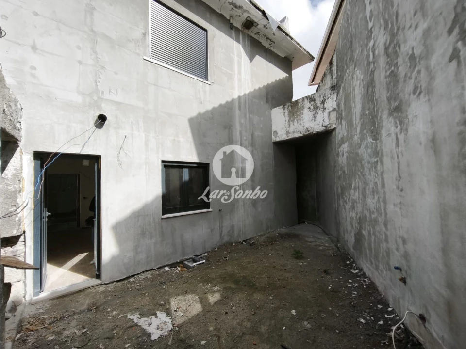 Apartamento T2 para Venda em Barroselas e Carvoeiro Foto 27