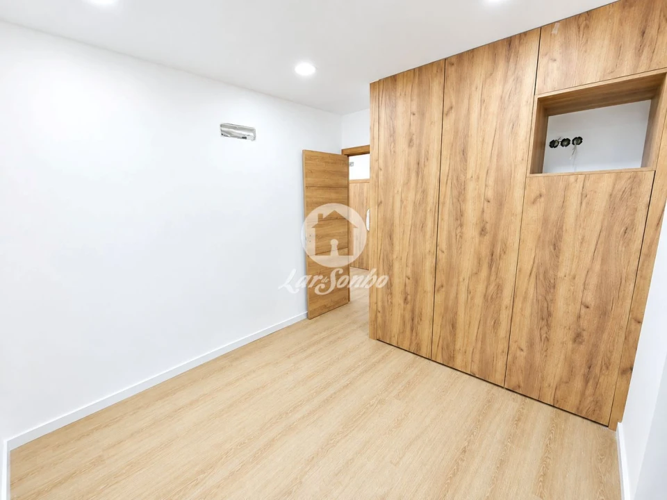 Apartamento T2 para Venda em Barroselas e Carvoeiro Foto 31
