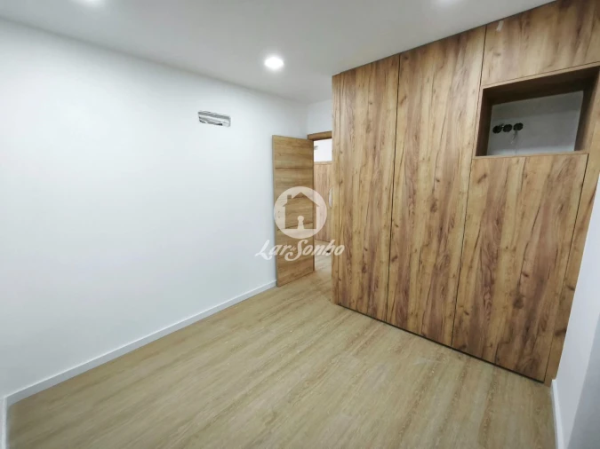 Apartamento T2 para Venda em Barroselas e Carvoeiro Foto 7