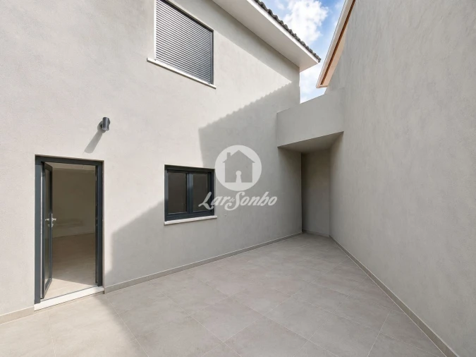 Apartamento T2 para Venda em Barroselas e Carvoeiro Foto 10