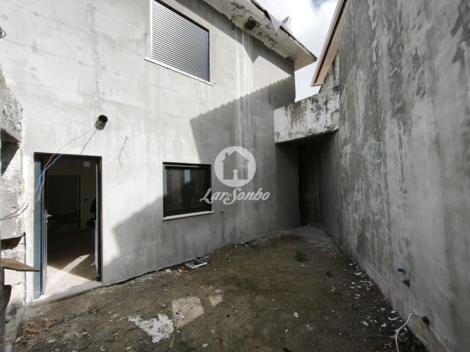 Apartamento T2 para Venda em Barroselas e Carvoeiro Foto 27
